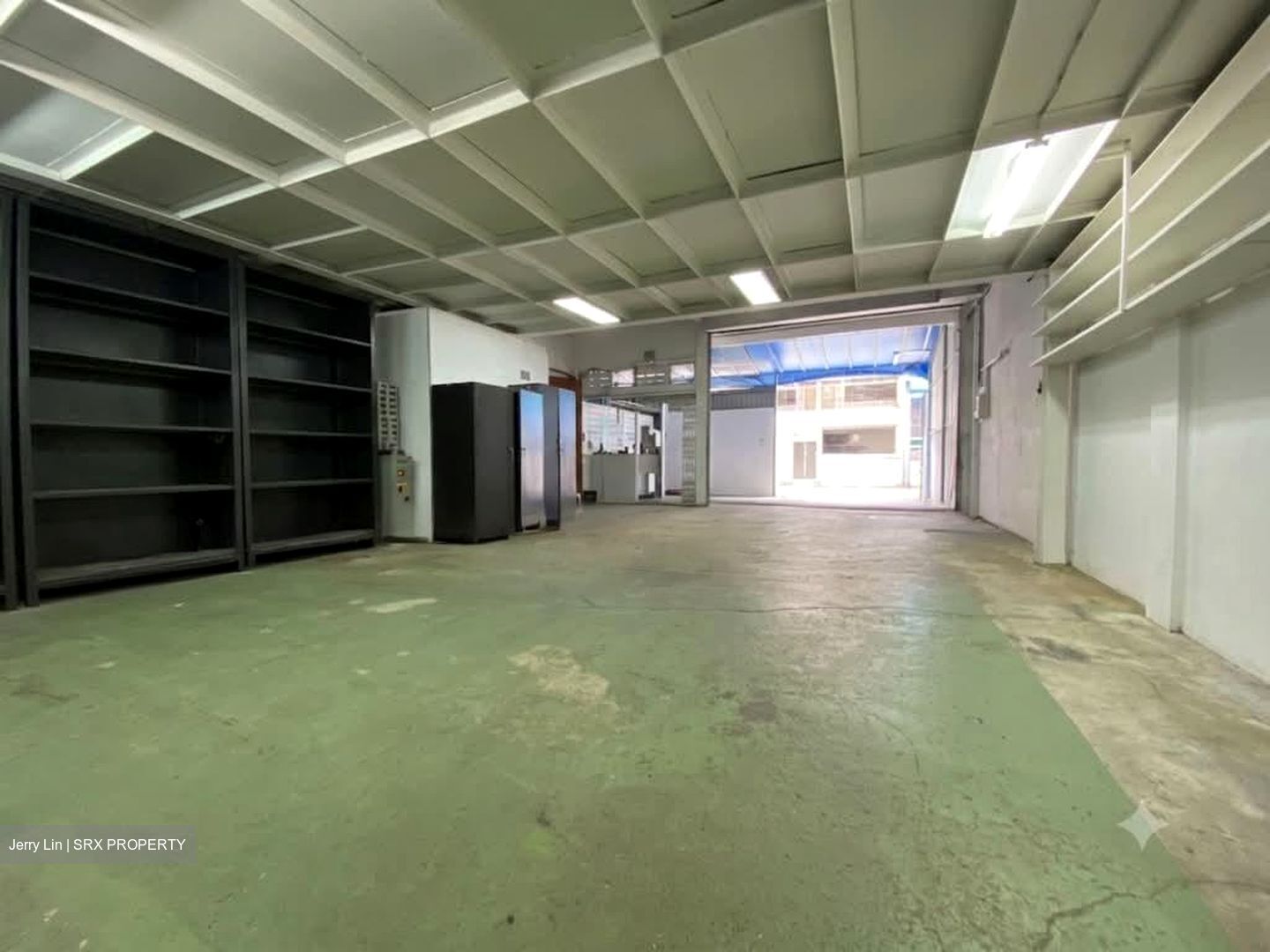 Senang Crescent (D14), Factory #584854471